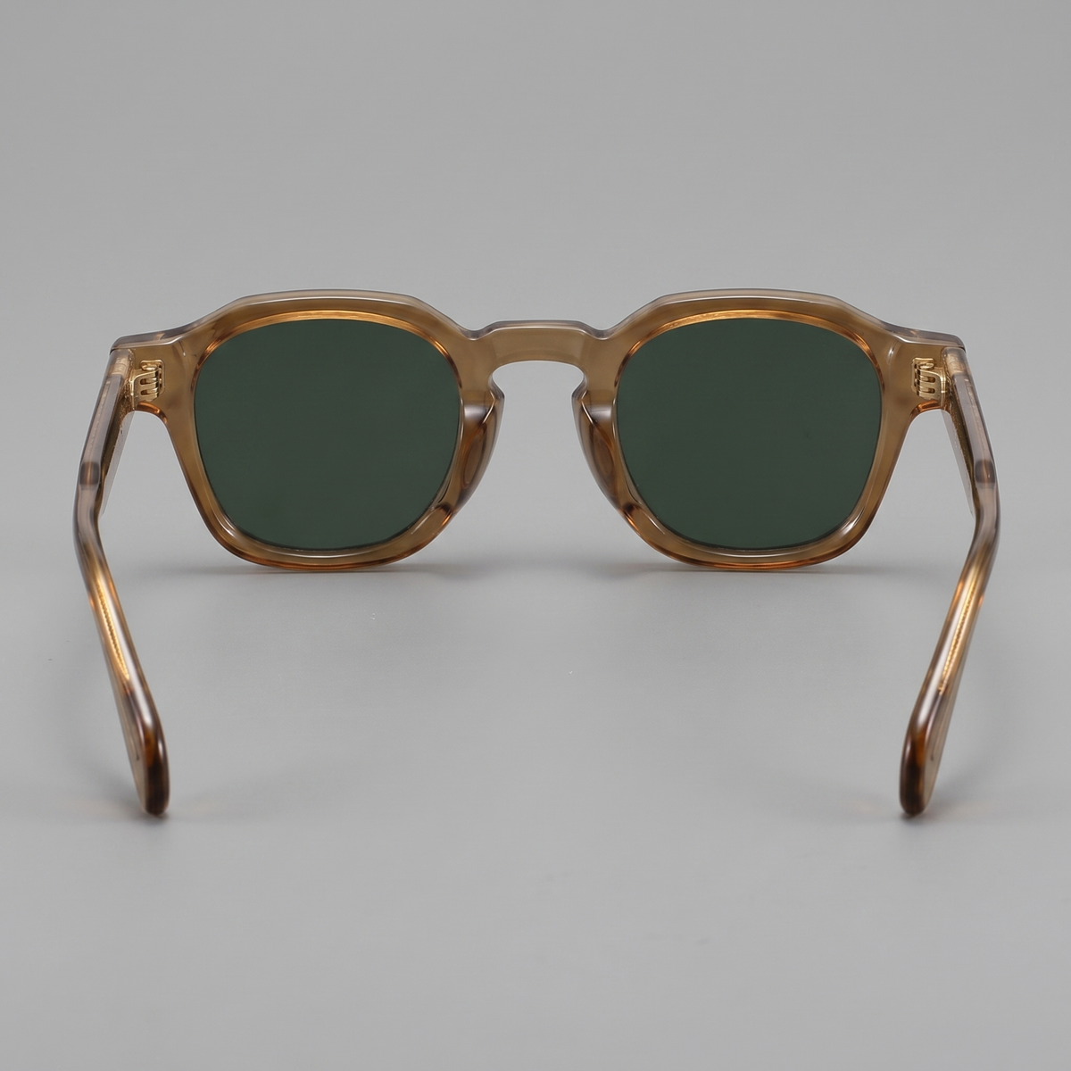 Men's Vintage Square Sunglasses with Dark Lenses