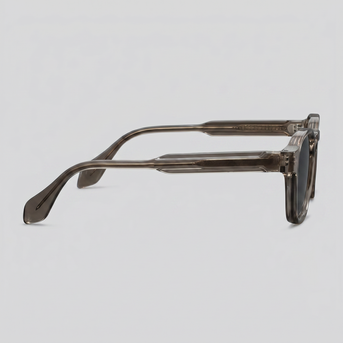 Men's Vintage Square Sunglasses with Dark Lenses