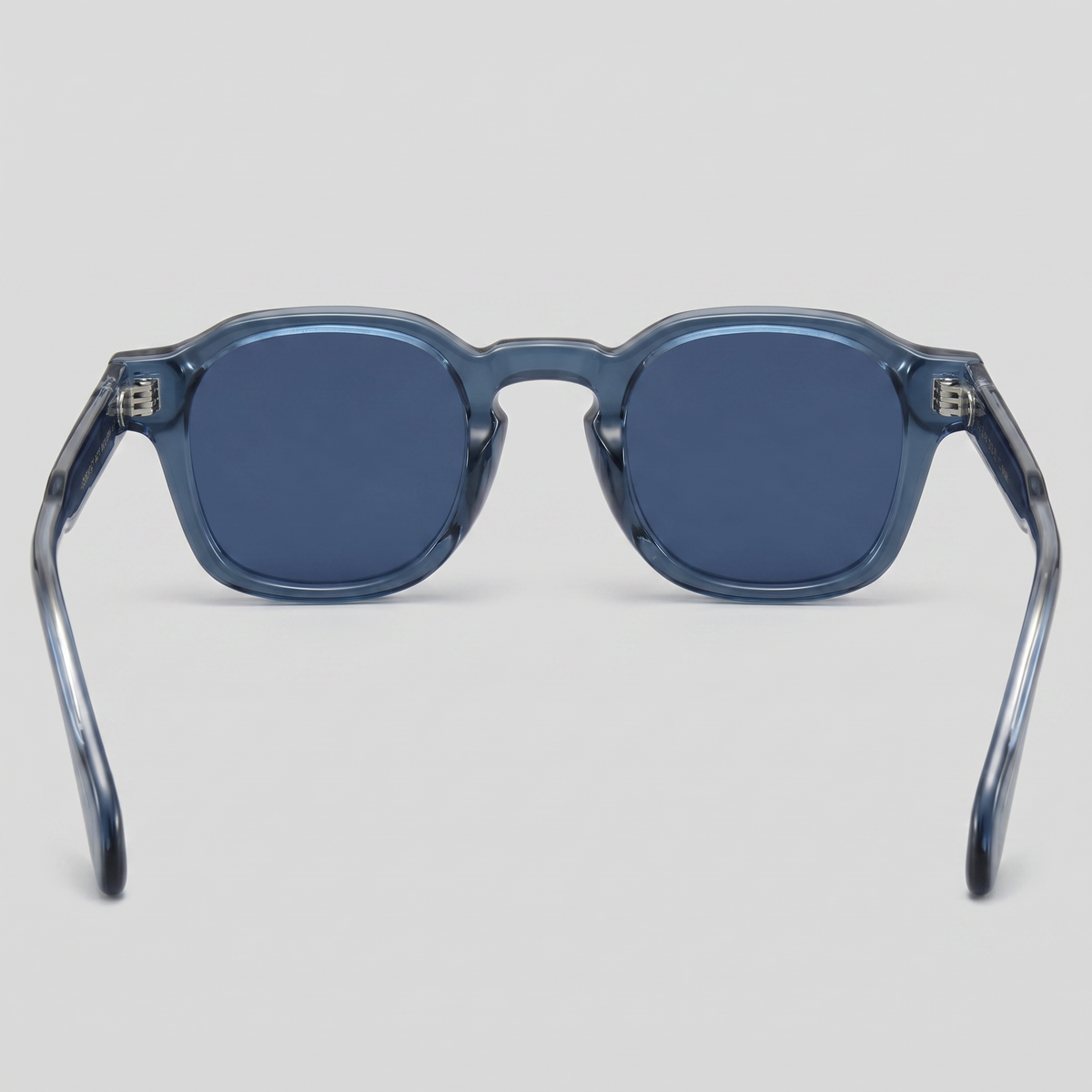 Men's Vintage Square Sunglasses with Dark Lenses