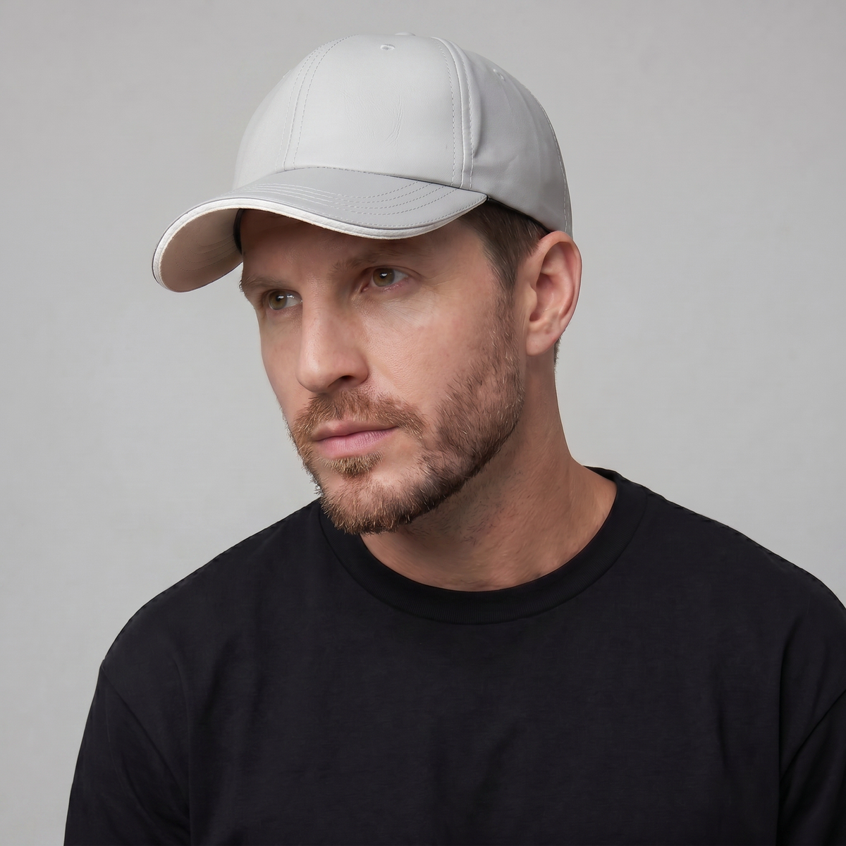 Montanello Elegant Two-Tone Cap