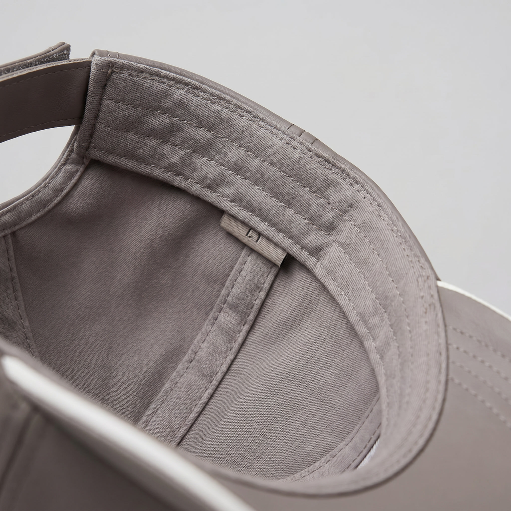 Montanello Elegant Two-Tone Cap